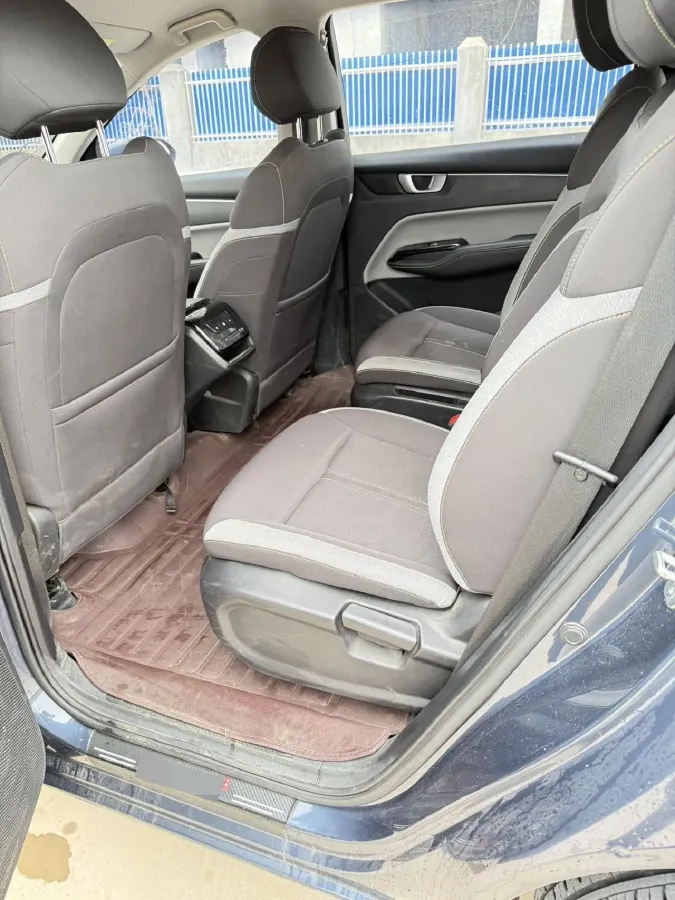 2020 WuLing KaiJie 1.5T 147HP L4 6MT,autocango,china used car exporter,china ev exporter,chinese used car exporter,chinese used ev exporter