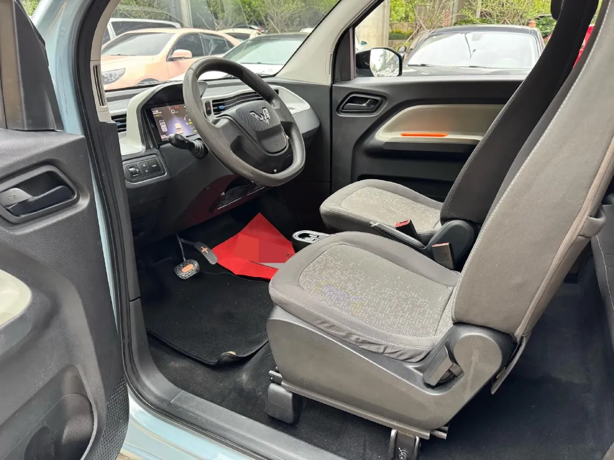 2022 WuLing HongGuang MINI EV BEV 9.3KWH,autocango,china used car exporter,china ev exporter,chinese used car exporter,chinese used ev exporter