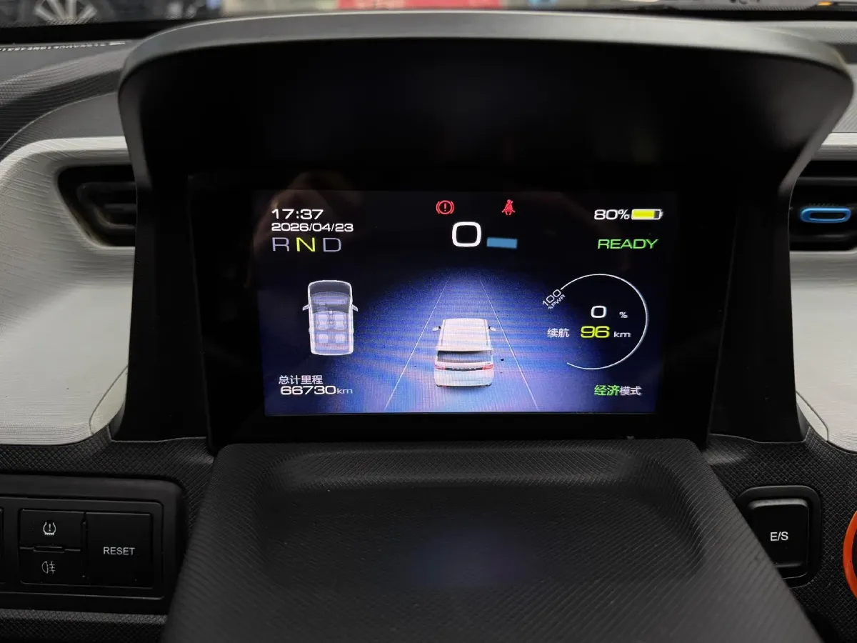 2022 WuLing HongGuang MINI EV BEV 9.3KWH,autocango,china used car exporter,china ev exporter,chinese used car exporter,chinese used ev exporter