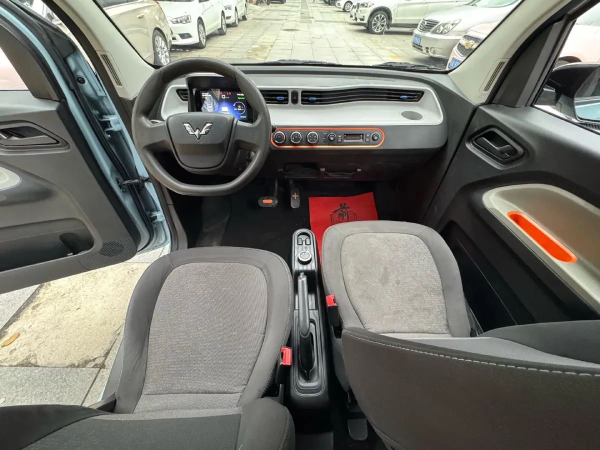 2022 WuLing HongGuang MINI EV BEV 9.3KWH,autocango,china used car exporter,china ev exporter,chinese used car exporter,chinese used ev exporter