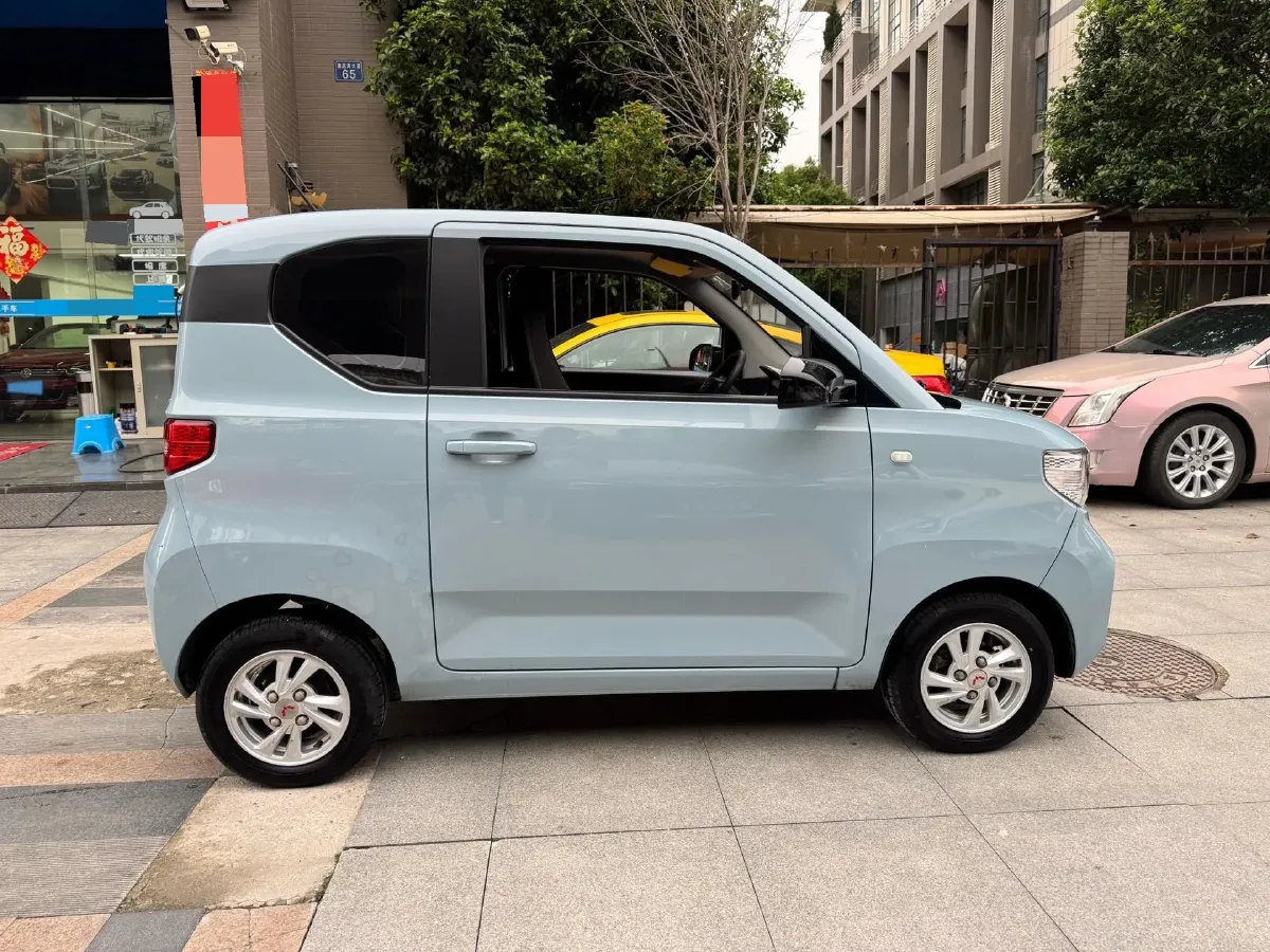 2022 WuLing HongGuang MINI EV BEV 9.3KWH,autocango,china used car exporter,china ev exporter,chinese used car exporter,chinese used ev exporter