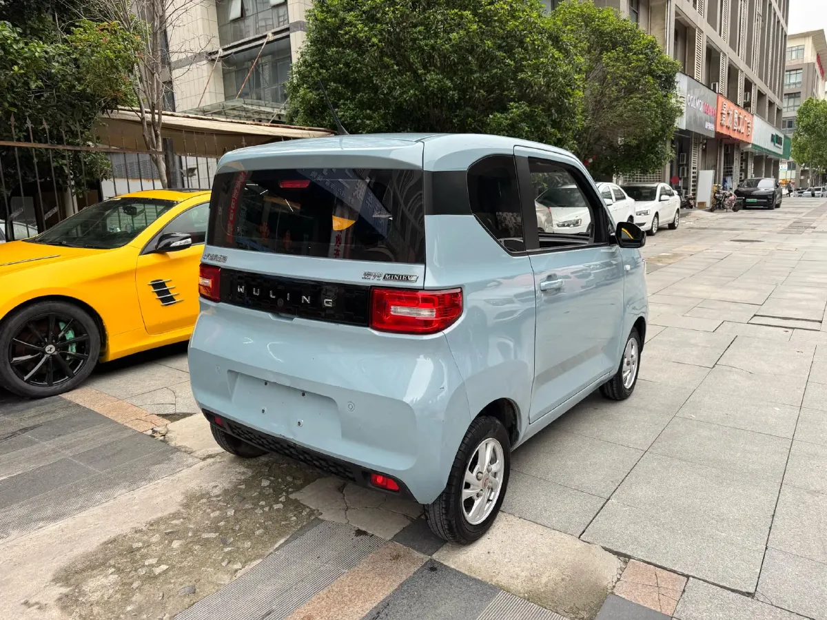 2022 WuLing HongGuang MINI EV BEV 9.3KWH,autocango,china used car exporter,china ev exporter,chinese used car exporter,chinese used ev exporter