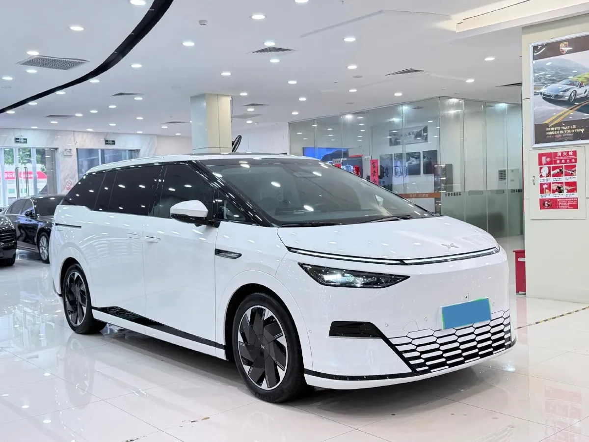 2024 Xpeng X9 BEV 101.5KWH,autocango,china used car exporter,china ev exporter,chinese used car exporter,chinese used ev exporter