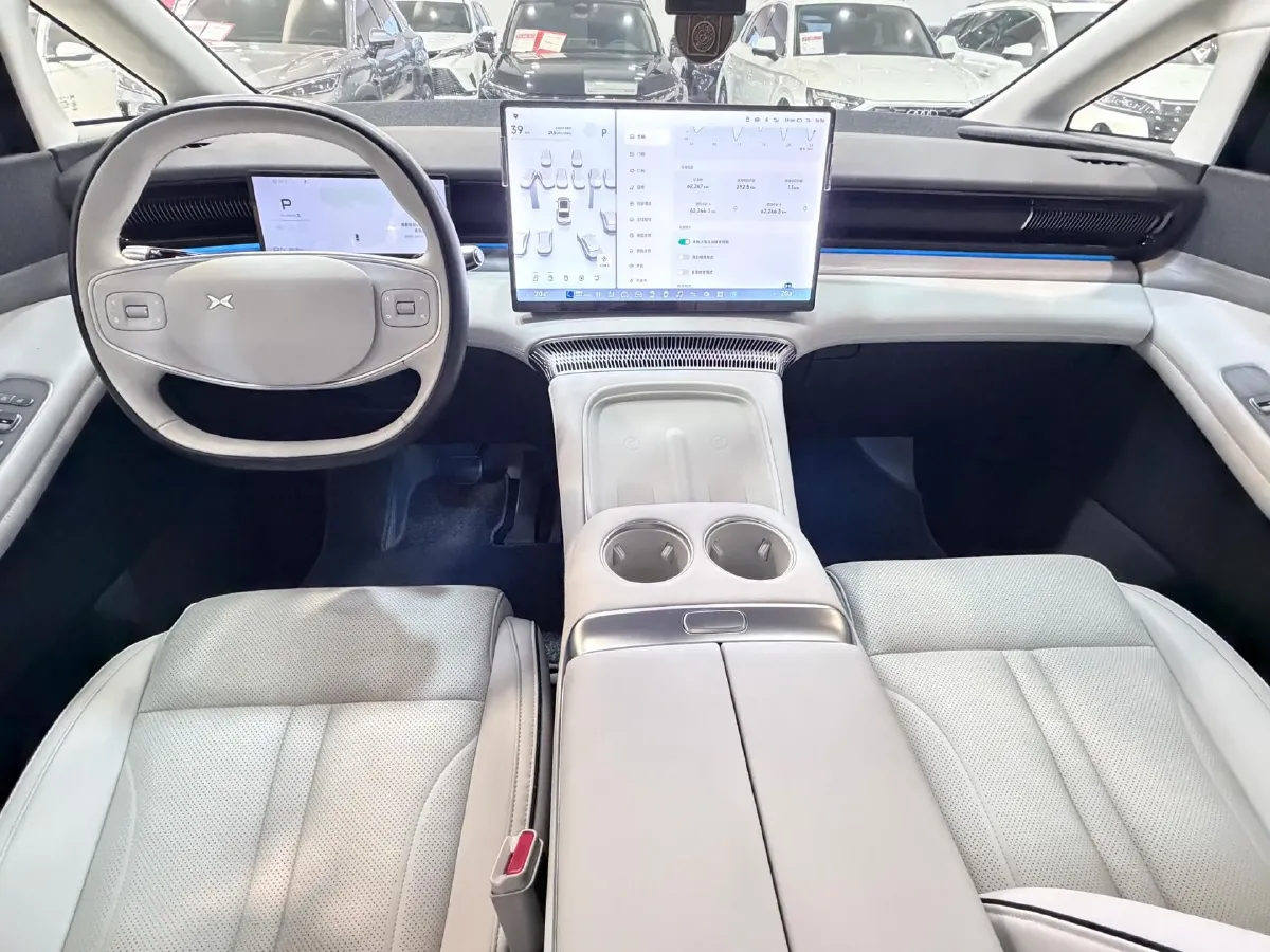 2024 Xpeng X9 BEV 101.5KWH,autocango,china used car exporter,china ev exporter,chinese used car exporter,chinese used ev exporter