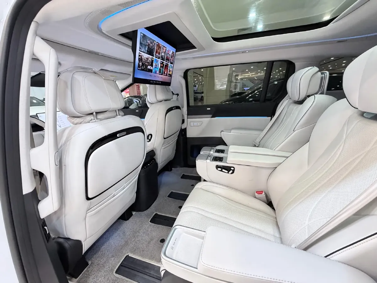 2024 Xpeng X9 BEV 101.5KWH,autocango,china used car exporter,china ev exporter,chinese used car exporter,chinese used ev exporter