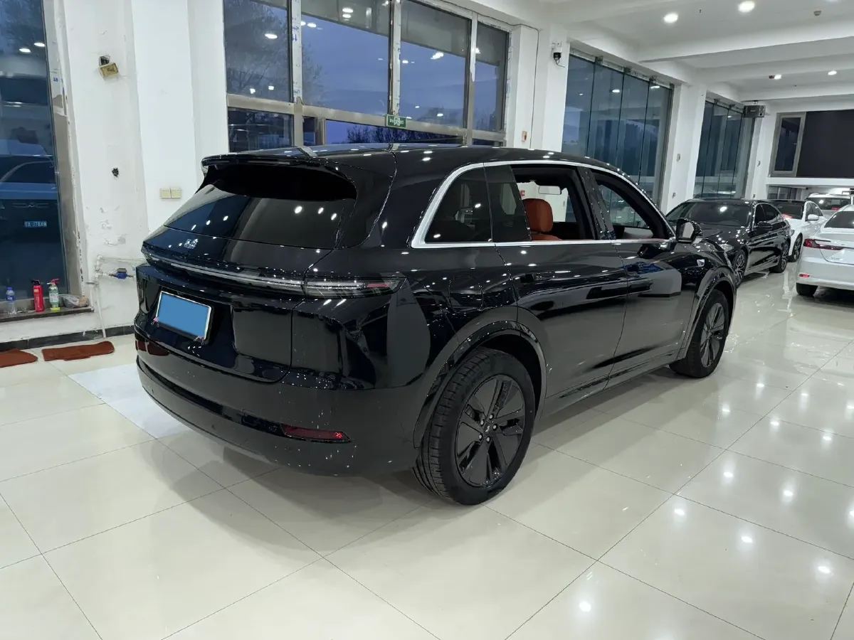2024 Li L7 Range Extended 154HP REEV 42.8KWH,autocango,china used car exporter,china ev exporter,chinese used car exporter,chinese used ev exporter