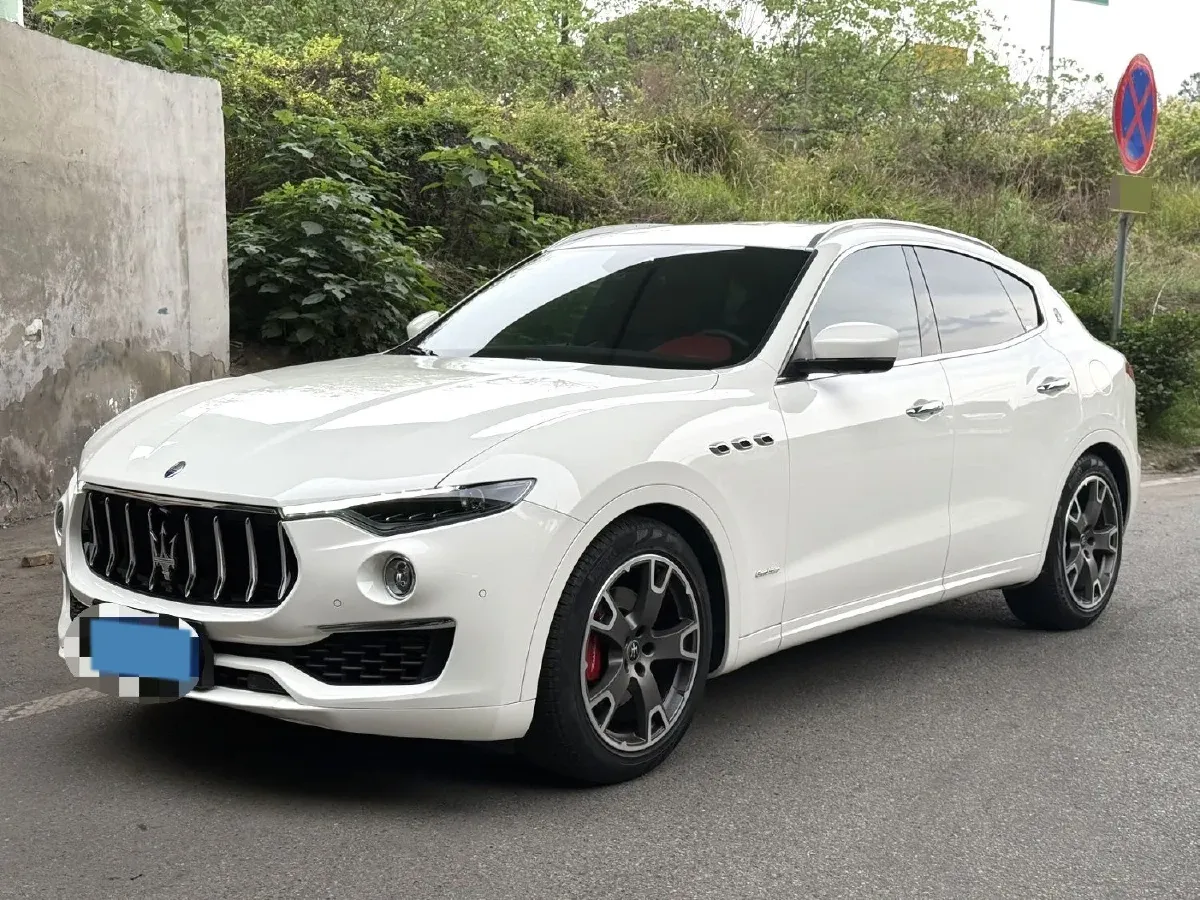 2019 Maserati Levante 3.0T 350HP V6 8AT,autocango,china used car exporter,china ev exporter,chinese used car exporter,chinese used ev exporter
