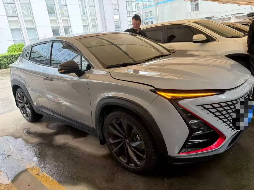 2020 ChangAn UNI-T 1.5T 180HP L4 7DCT,autocango,china used car exporter,china ev exporter,chinese used car exporter,chinese used ev exporter