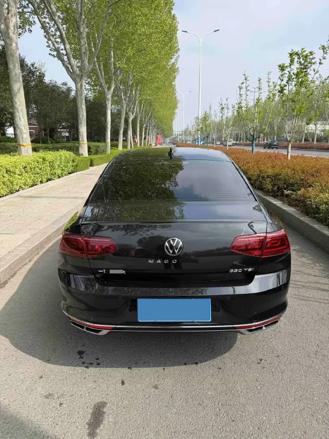 2023 Volkswagen Magotan 2.0T 186HP L4 7DCT,autocango,china used car exporter,china ev exporter,chinese used car exporter,chinese used ev exporter