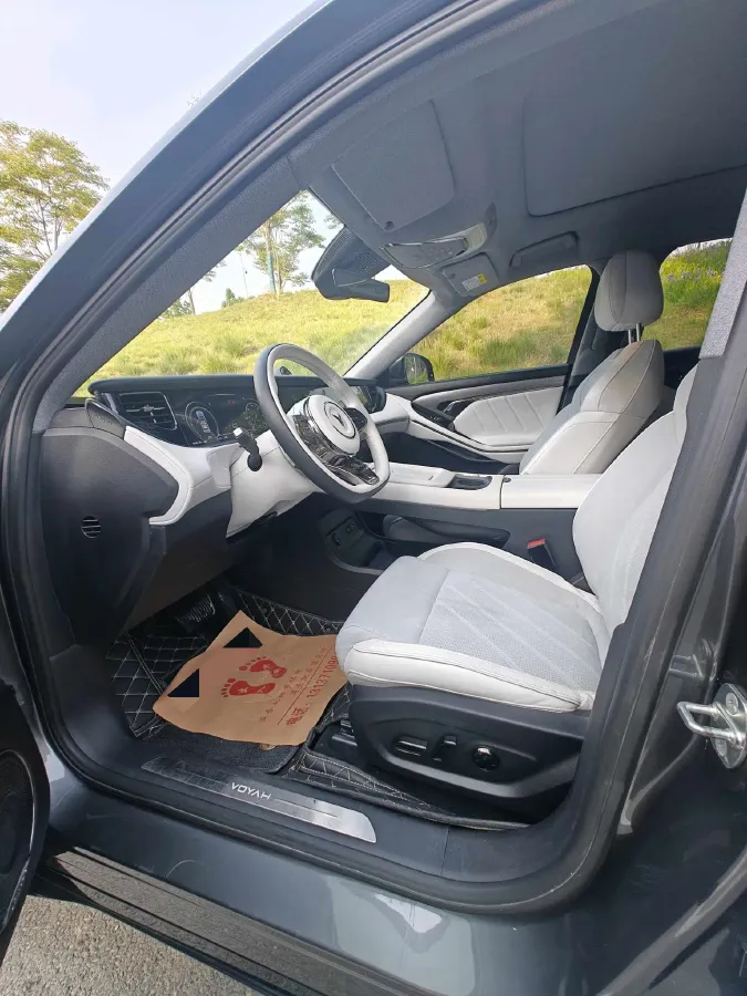 2025 Voyah FREE 1.5T 150HP L4 REEV 43KWH,autocango,china used car exporter,china ev exporter,chinese used car exporter,chinese used ev exporter