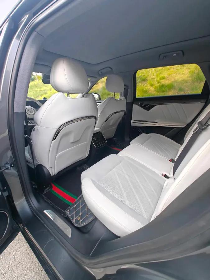 2025 Voyah FREE 1.5T 150HP L4 REEV 43KWH,autocango,china used car exporter,china ev exporter,chinese used car exporter,chinese used ev exporter