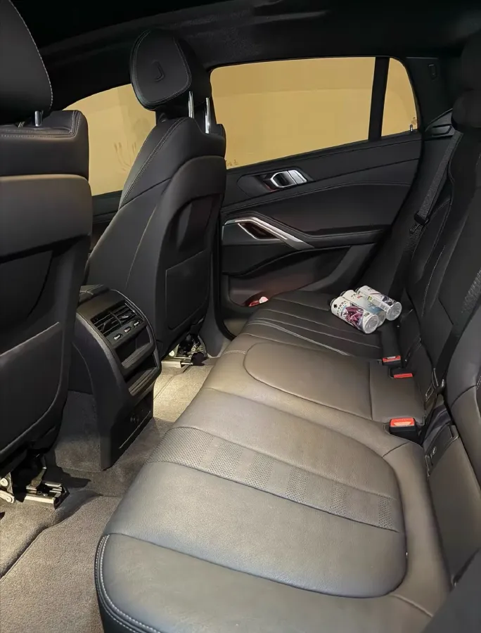 2021 BMW X6 2.0T 265HP L4 8AT,autocango,china used car exporter,china ev exporter,chinese used car exporter,chinese used ev exporter