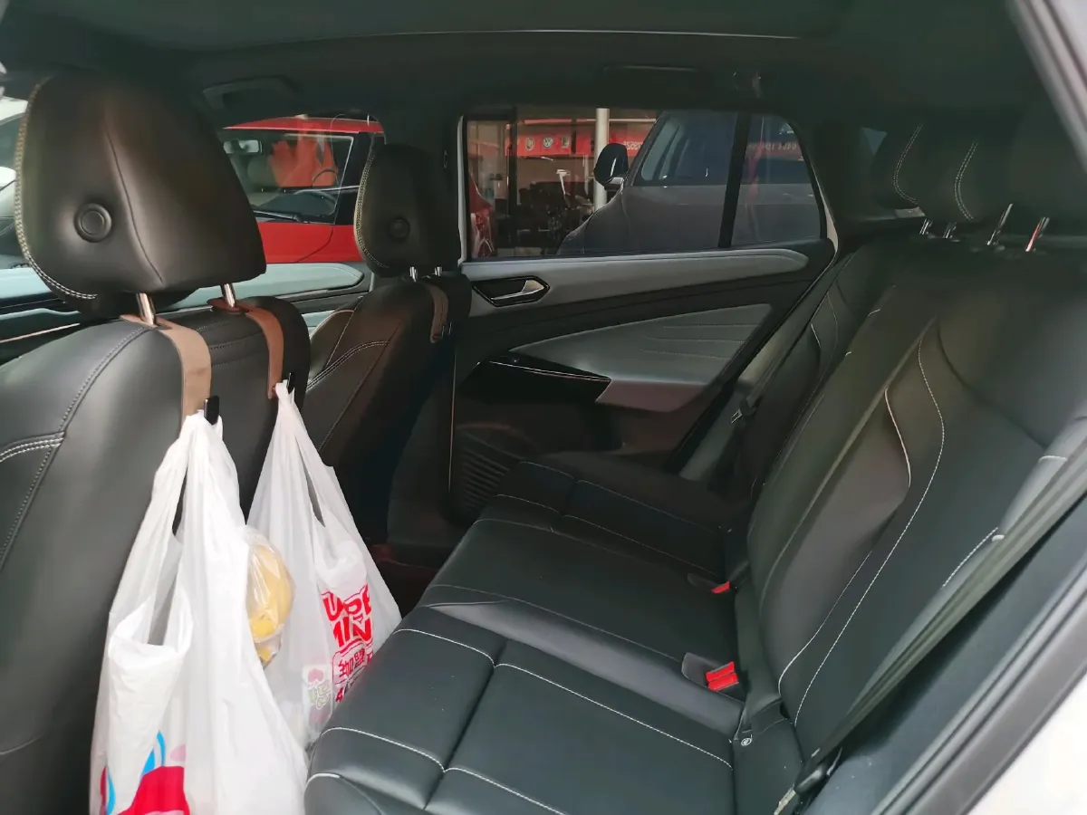 2024 Volkswagen ID.4 X BEV 52.8KWH,autocango,china used car exporter,china ev exporter,chinese used car exporter,chinese used ev exporter