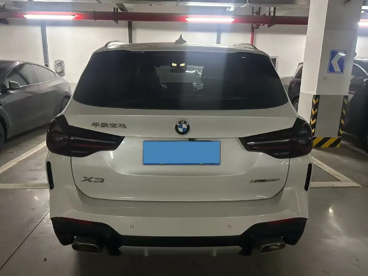 2022 BMW X3 2.0T 184HP L4 8AT,autocango,china used car exporter,china ev exporter,chinese used car exporter,chinese used ev exporter