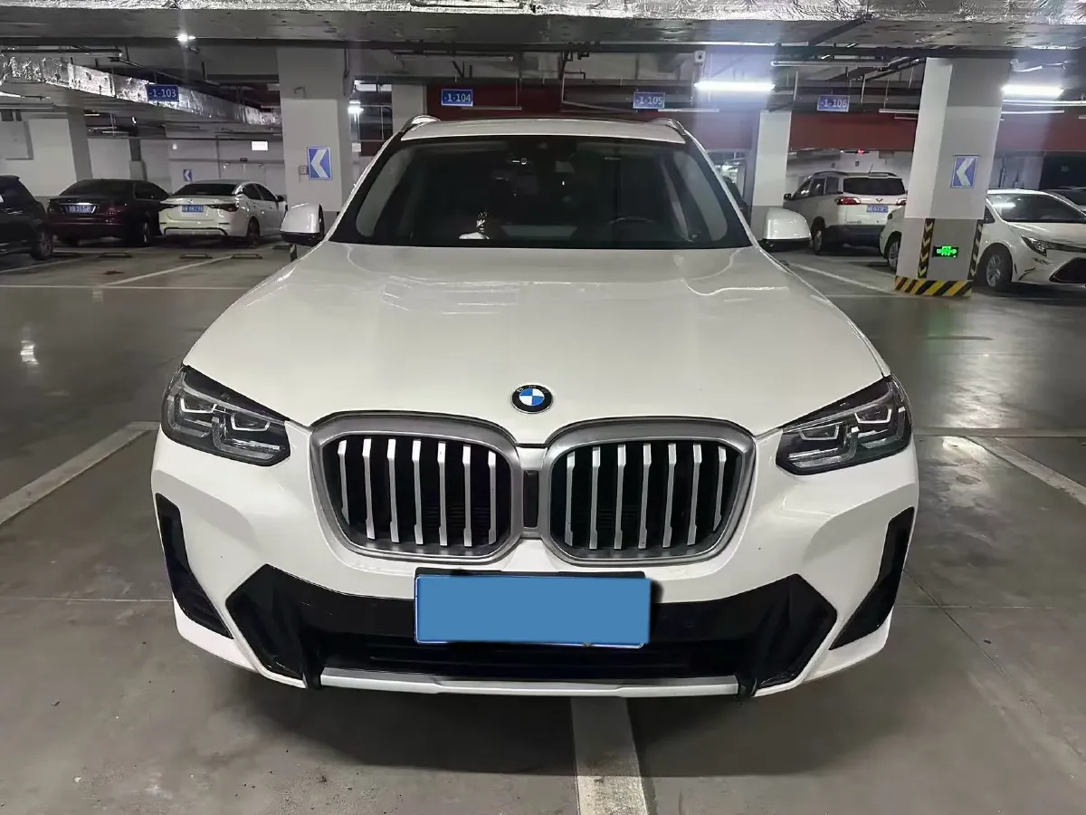 2022 BMW X3 2.0T 184HP L4 8AT,autocango,china used car exporter,china ev exporter,chinese used car exporter,chinese used ev exporter