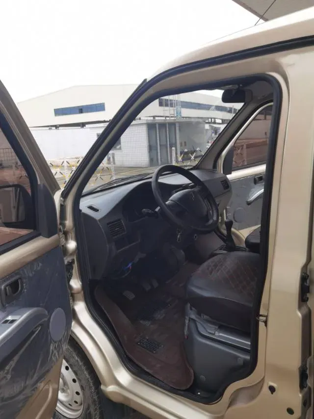 2021 WuLing RongGuang 1.5L 99HP L4 5MT,autocango,china used car exporter,china ev exporter,chinese used car exporter,chinese used ev exporter