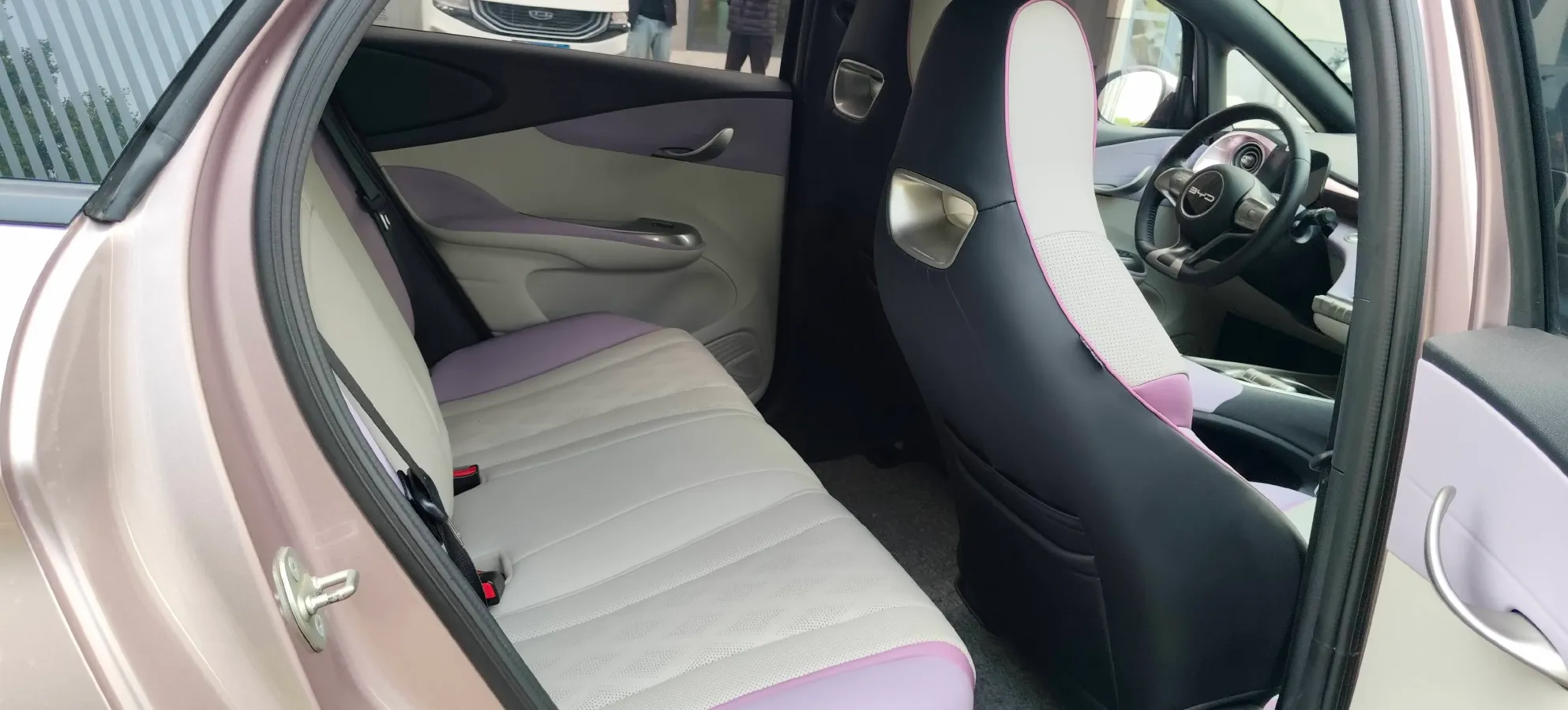 2023 BYD Dolphin BEV 44.928KWH,autocango,china used car exporter,china ev exporter,chinese used car exporter,chinese used ev exporter