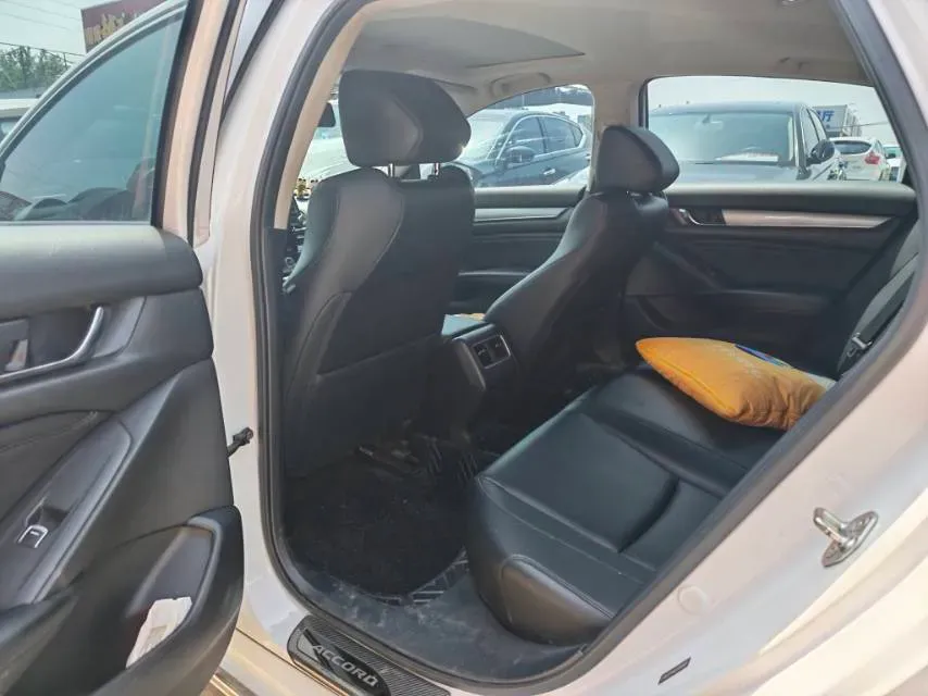 2018 Honda Accord 1.5T 194HP L4 CVT,autocango,china used car exporter,china ev exporter,chinese used car exporter,chinese used ev exporter