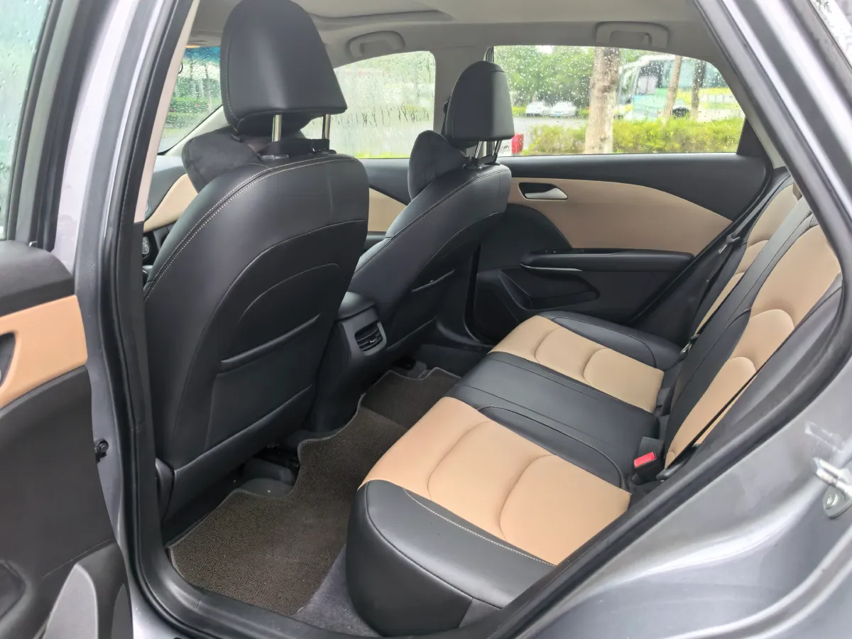 2020 Chevrolet Monza 1.5L 113HP L4 6AT,autocango,china used car exporter,china ev exporter,chinese used car exporter,chinese used ev exporter