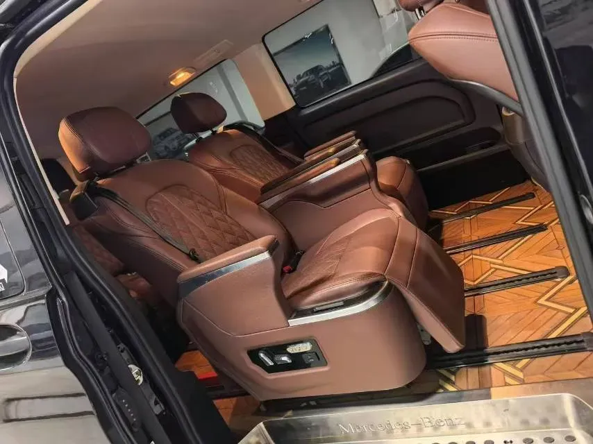 2020 Mercedes-Benz Vito 2.0T 211HP L4 9AT,autocango,china used car exporter,china ev exporter,chinese used car exporter,chinese used ev exporter