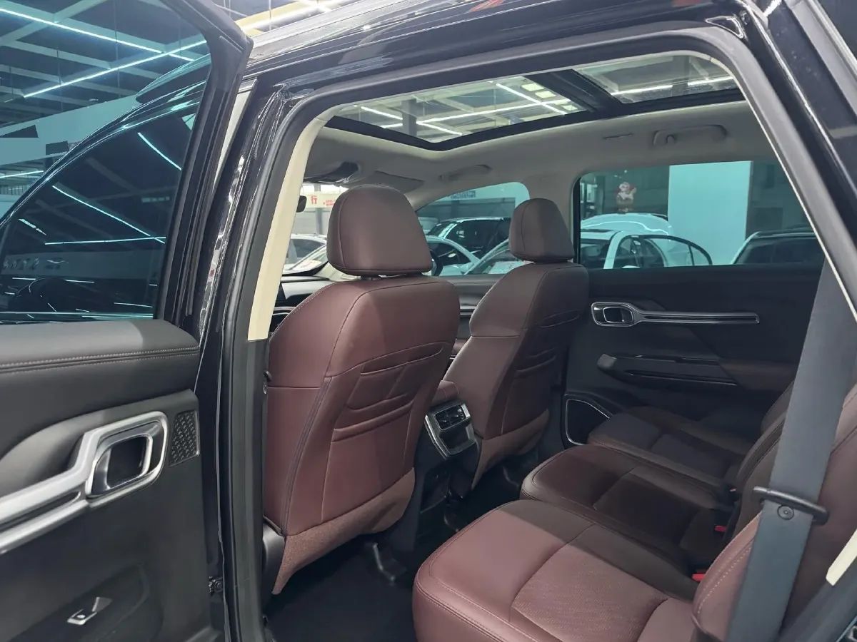 2022 Geely Okavango 1.8T 184HP L4 6AT,autocango,china used car exporter,china ev exporter,chinese used car exporter,chinese used ev exporter