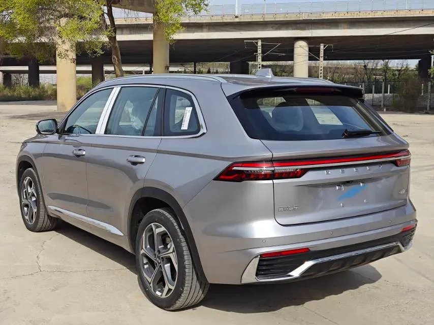 2024 Geely Monjaro 2.0T 218HP L4 7DCT,autocango,china used car exporter,china ev exporter,chinese used car exporter,chinese used ev exporter