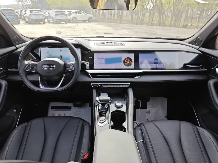 2024 Geely Monjaro 2.0T 218HP L4 7DCT,autocango,china used car exporter,china ev exporter,chinese used car exporter,chinese used ev exporter