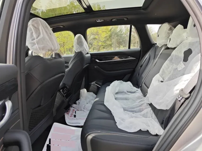 2024 Geely Monjaro 2.0T 218HP L4 7DCT,autocango,china used car exporter,china ev exporter,chinese used car exporter,chinese used ev exporter