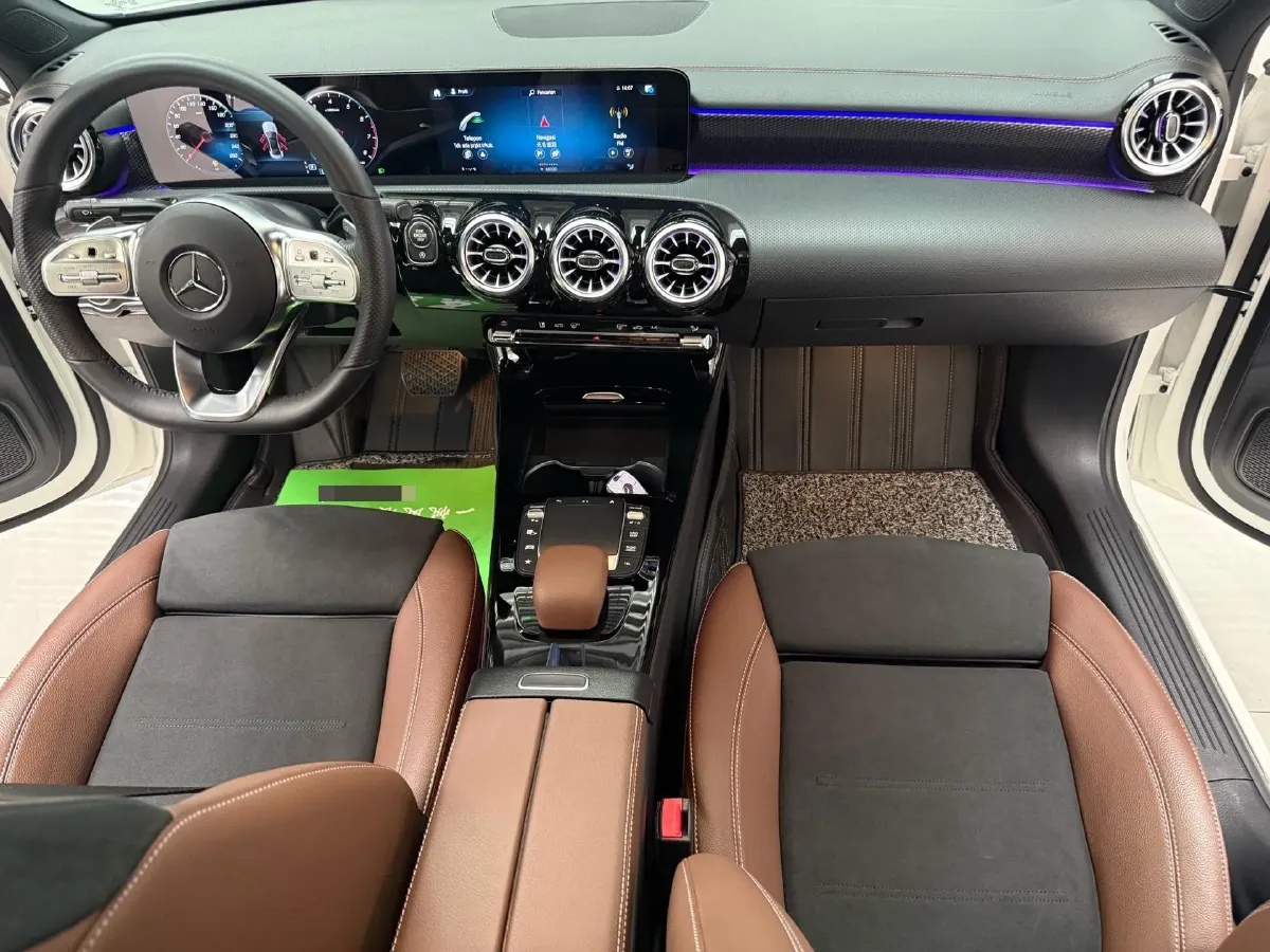 2022 Mercedes-Benz A Class 1.3T 163HP L4 7DCT,autocango,china used car exporter,china ev exporter,chinese used car exporter,chinese used ev exporter