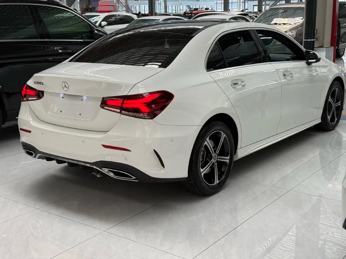 2022 Mercedes-Benz A Class 1.3T 163HP L4 7DCT,autocango,china used car exporter,china ev exporter,chinese used car exporter,chinese used ev exporter
