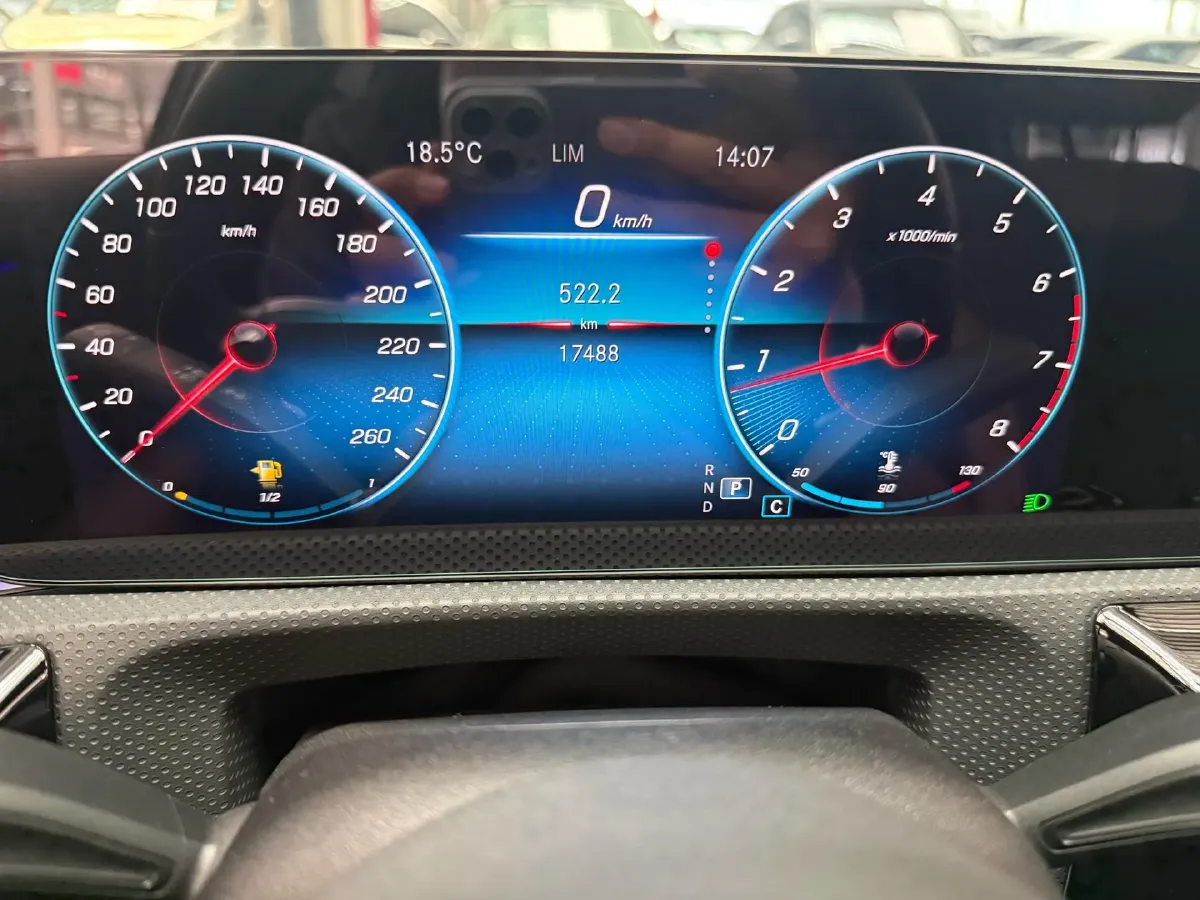 2022 Mercedes-Benz A Class 1.3T 163HP L4 7DCT,autocango,china used car exporter,china ev exporter,chinese used car exporter,chinese used ev exporter