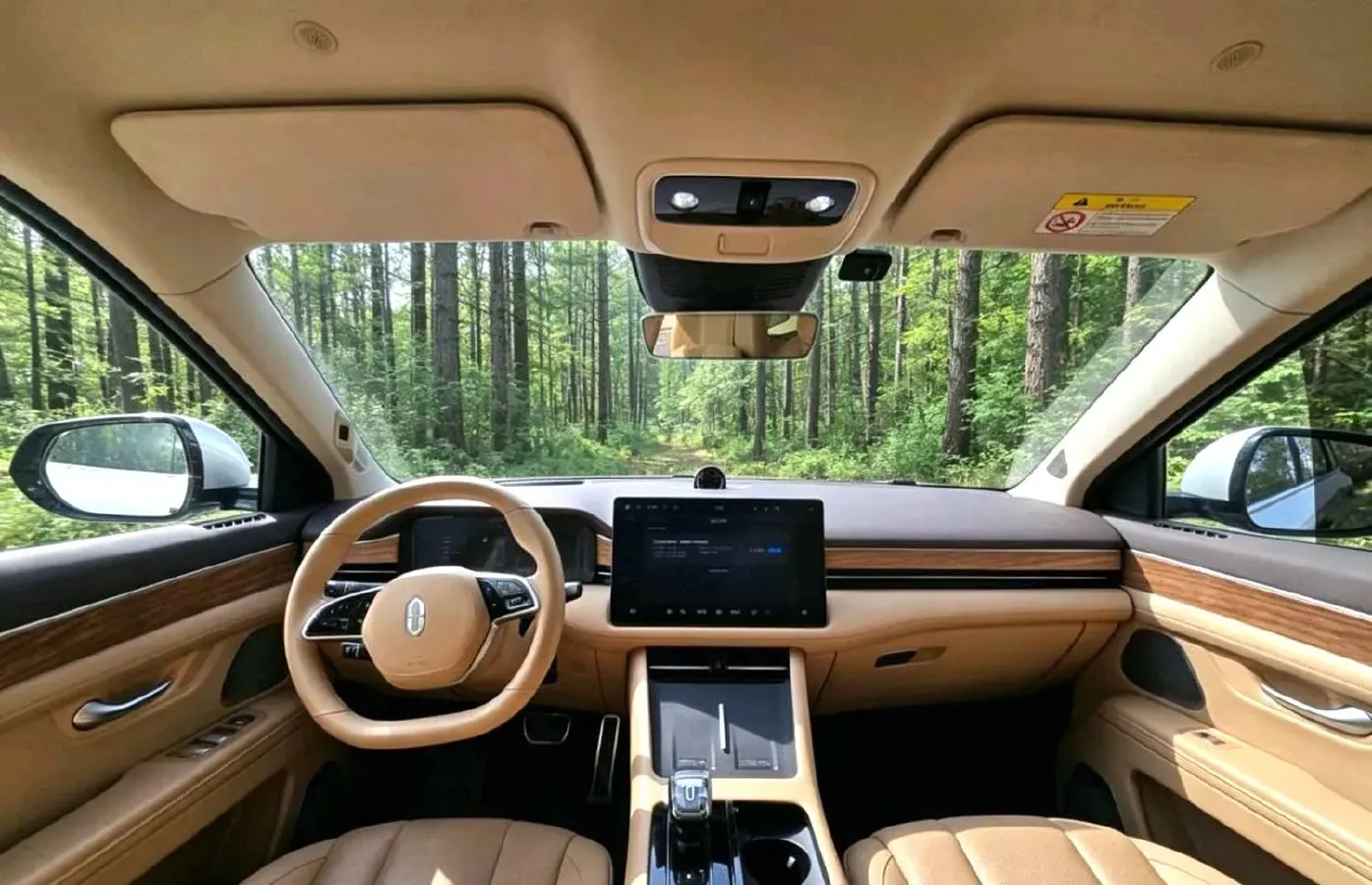 2024 AITO AITO M7 1.5T 152HP L4 REEV 38.5KWH,autocango,china used car exporter,china ev exporter,chinese used car exporter,chinese used ev exporter