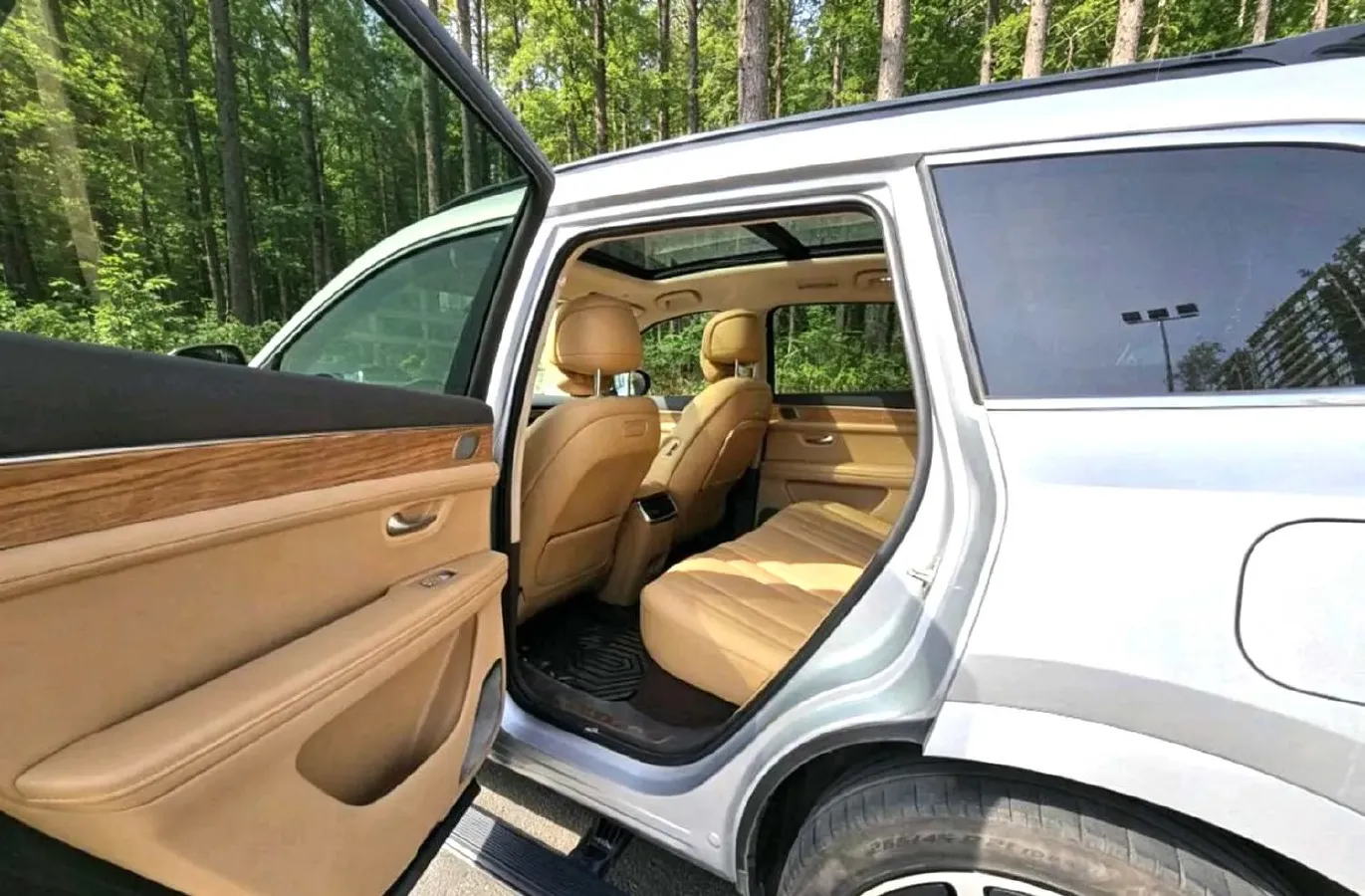 2024 AITO AITO M7 1.5T 152HP L4 REEV 38.5KWH,autocango,china used car exporter,china ev exporter,chinese used car exporter,chinese used ev exporter