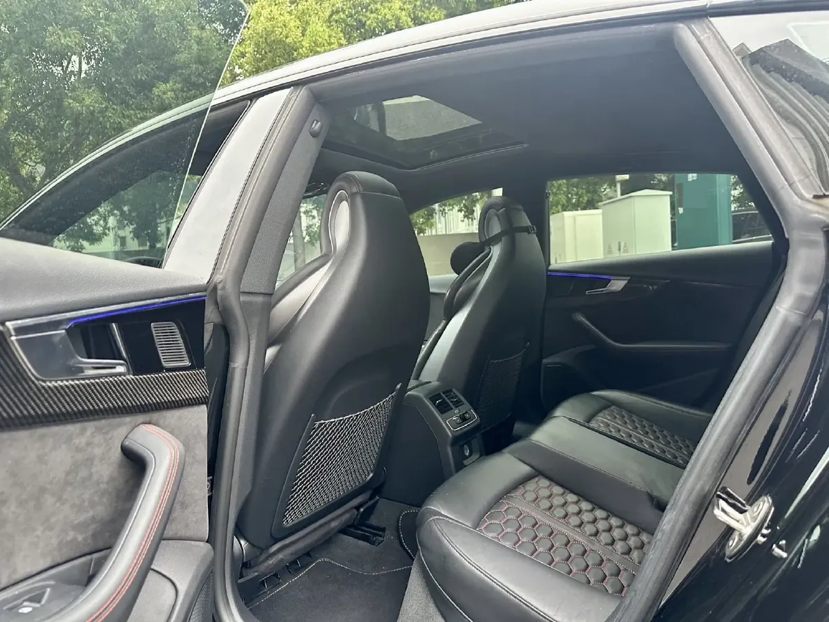 2020 Audi RS 5 2.9T 450HP V6 8AT,autocango,china used car exporter,china ev exporter,chinese used car exporter,chinese used ev exporter