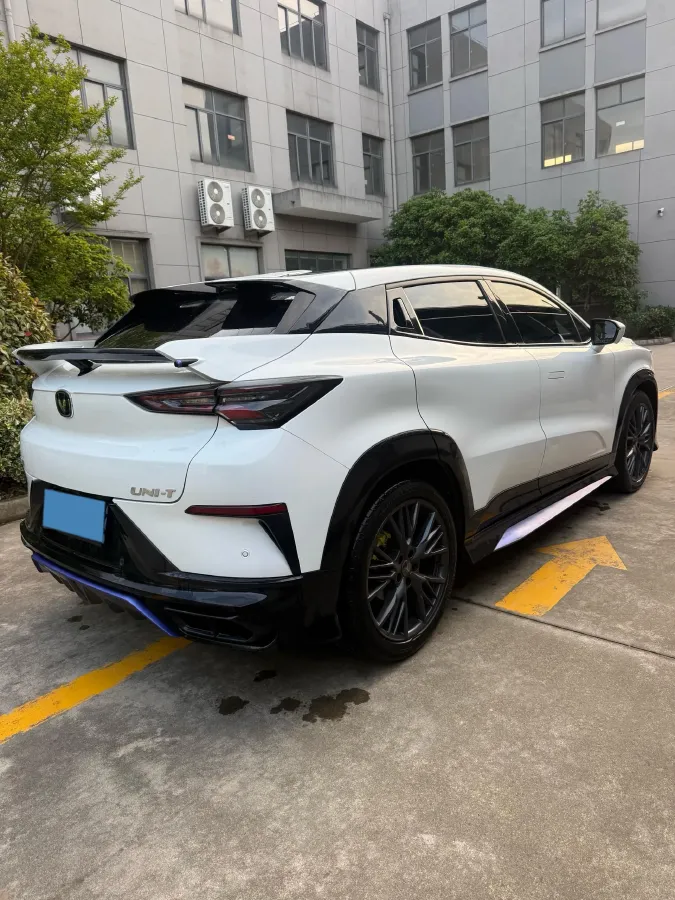 2023 ChangAn UNI-T 1.5T 188HP L4 7DCT,autocango,china used car exporter,china ev exporter,chinese used car exporter,chinese used ev exporter