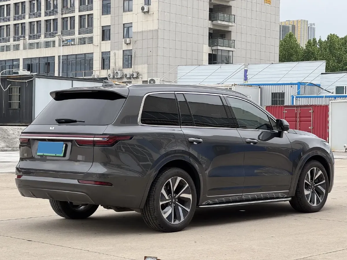 2021 Li ONE Range Extended 131HP REEV 40.5KWH,autocango,china used car exporter,china ev exporter,chinese used car exporter,chinese used ev exporter