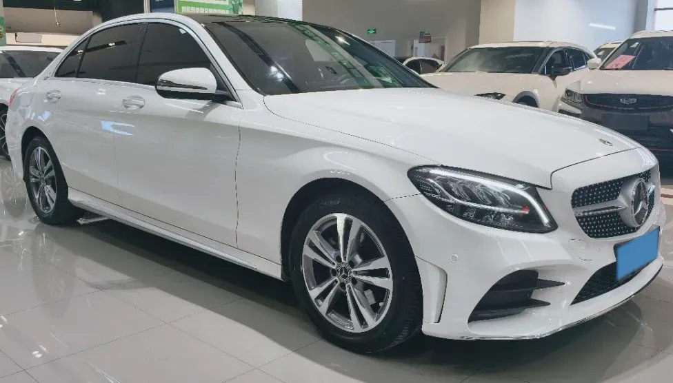 2021 Mercedes-Benz C Class 1.5T 156HP L4 9AT,autocango,china used car exporter,china ev exporter,chinese used car exporter,chinese used ev exporter