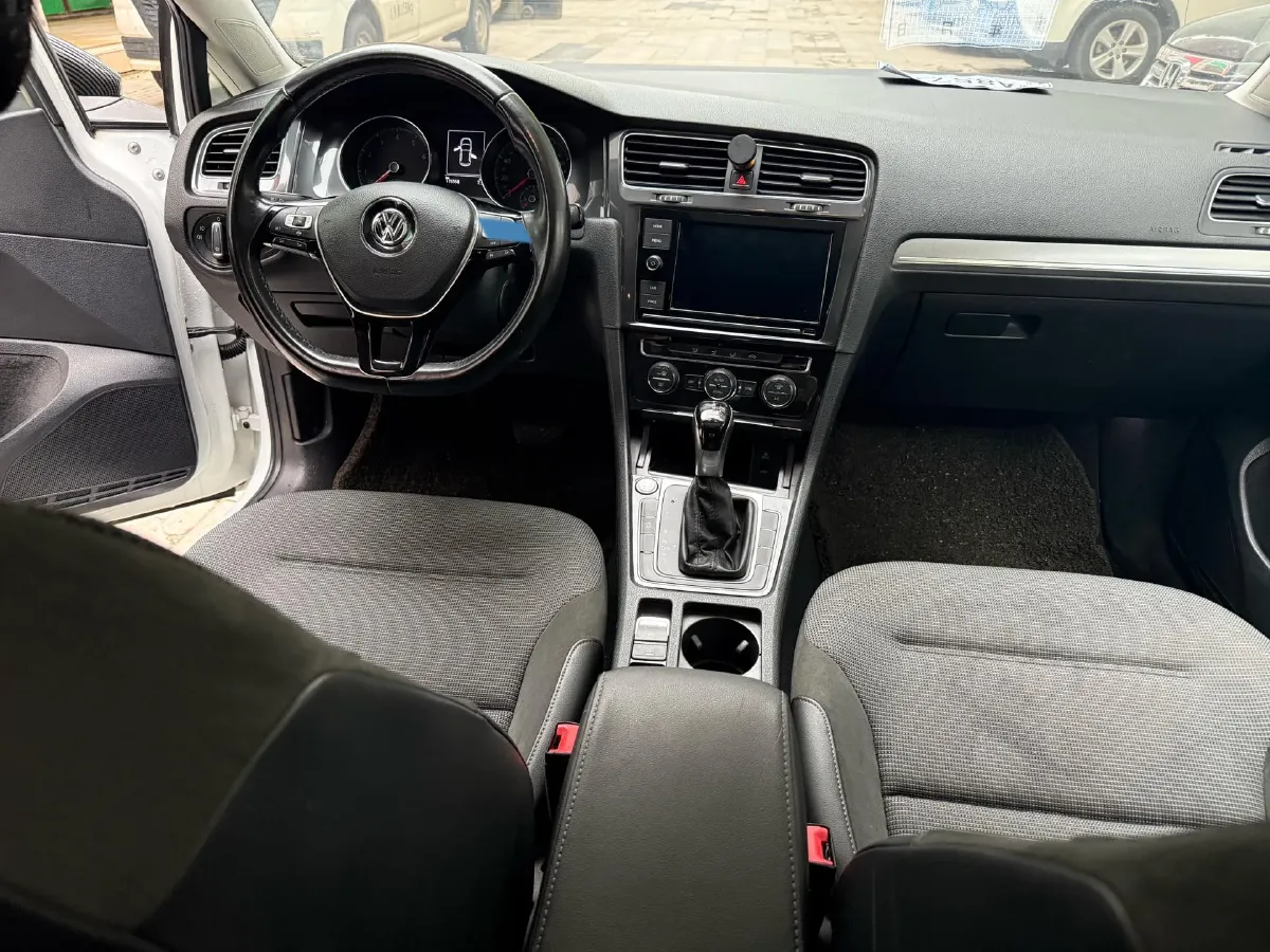 2019 Volkswagen Golf 1.4T 150HP L4 7DCT,autocango,china used car exporter,china ev exporter,chinese used car exporter,chinese used ev exporter