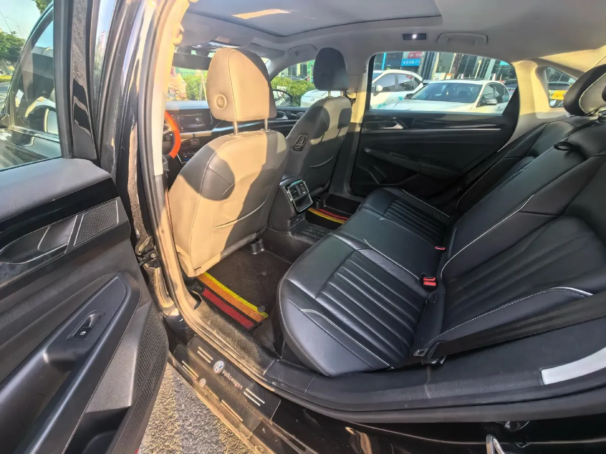 2022 Skoda Kodiak GT 2.0T 186HP L4 7DCT,autocango,china used car exporter,china ev exporter,chinese used car exporter,chinese used ev exporter