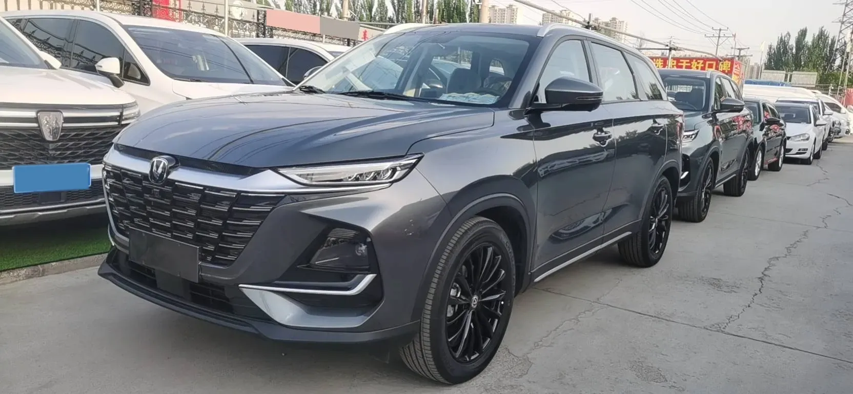 2025 ChangAn CS75 1.5T 188HP L4 7DCT,autocango,china used car exporter,china ev exporter,chinese used car exporter,chinese used ev exporter