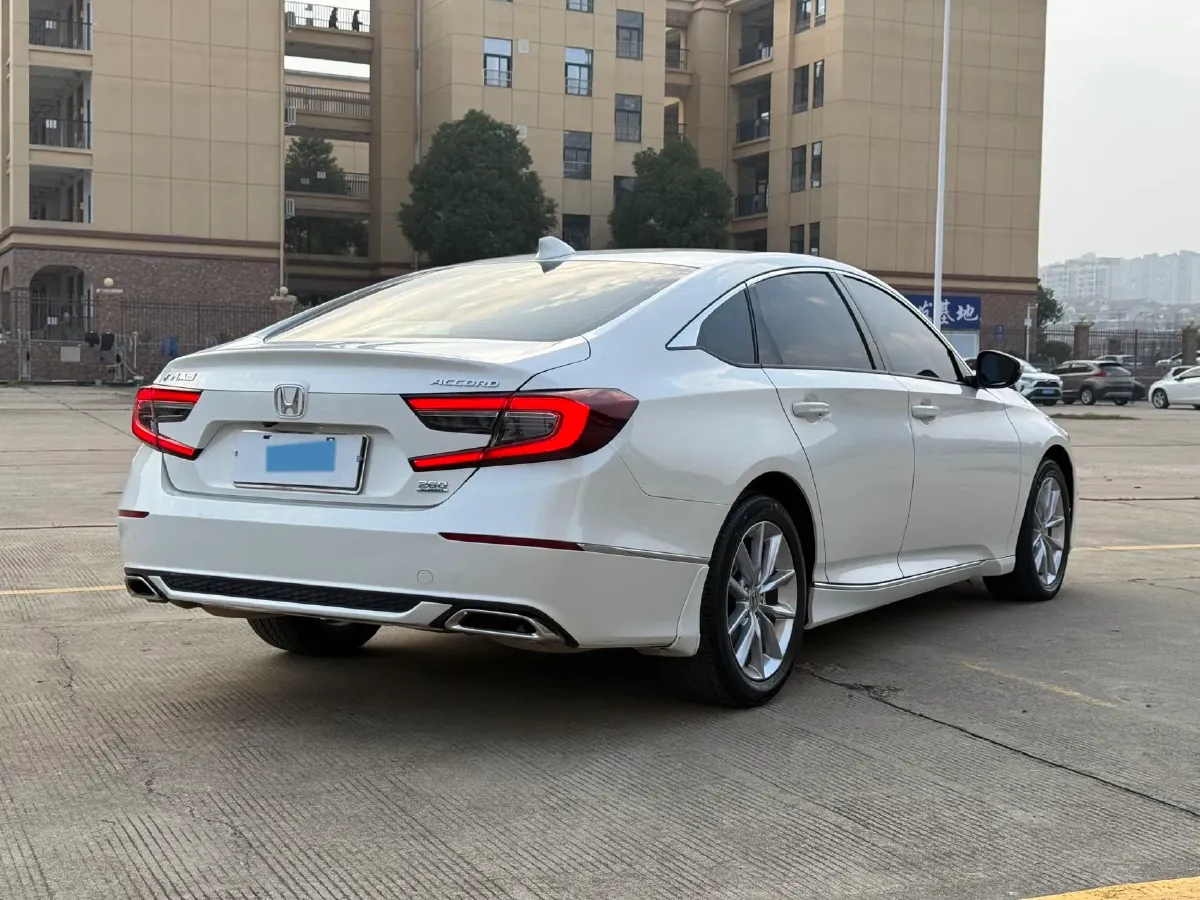 2022 Honda Accord 1.5T 194HP L4 CVT,autocango,china used car exporter,china ev exporter,chinese used car exporter,chinese used ev exporter