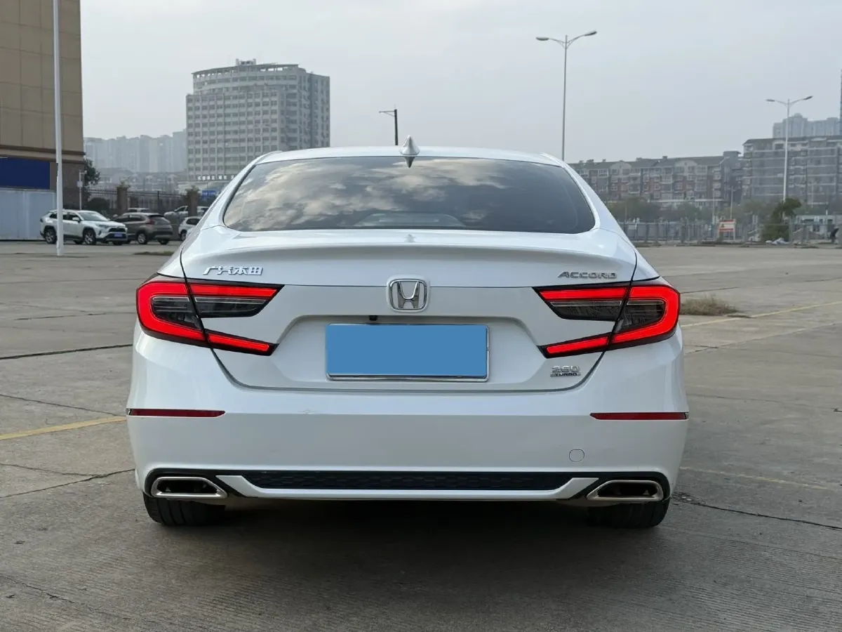 2022 Honda Accord 1.5T 194HP L4 CVT,autocango,china used car exporter,china ev exporter,chinese used car exporter,chinese used ev exporter