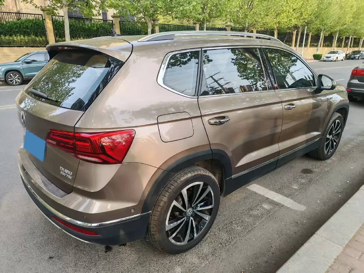 2019 Jeep Compass 1.3T 173HP L4 9AT,autocango,china used car exporter,china ev exporter,chinese used car exporter,chinese used ev exporter