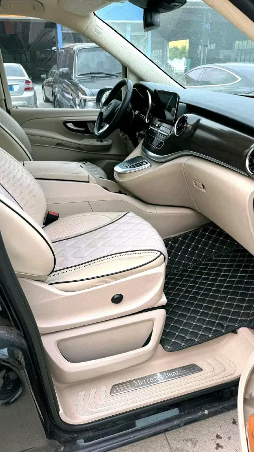 2021 Mercedes-Benz V Class 2.0T 211HP L4 9AT,autocango,china used car exporter,china ev exporter,chinese used car exporter,chinese used ev exporter