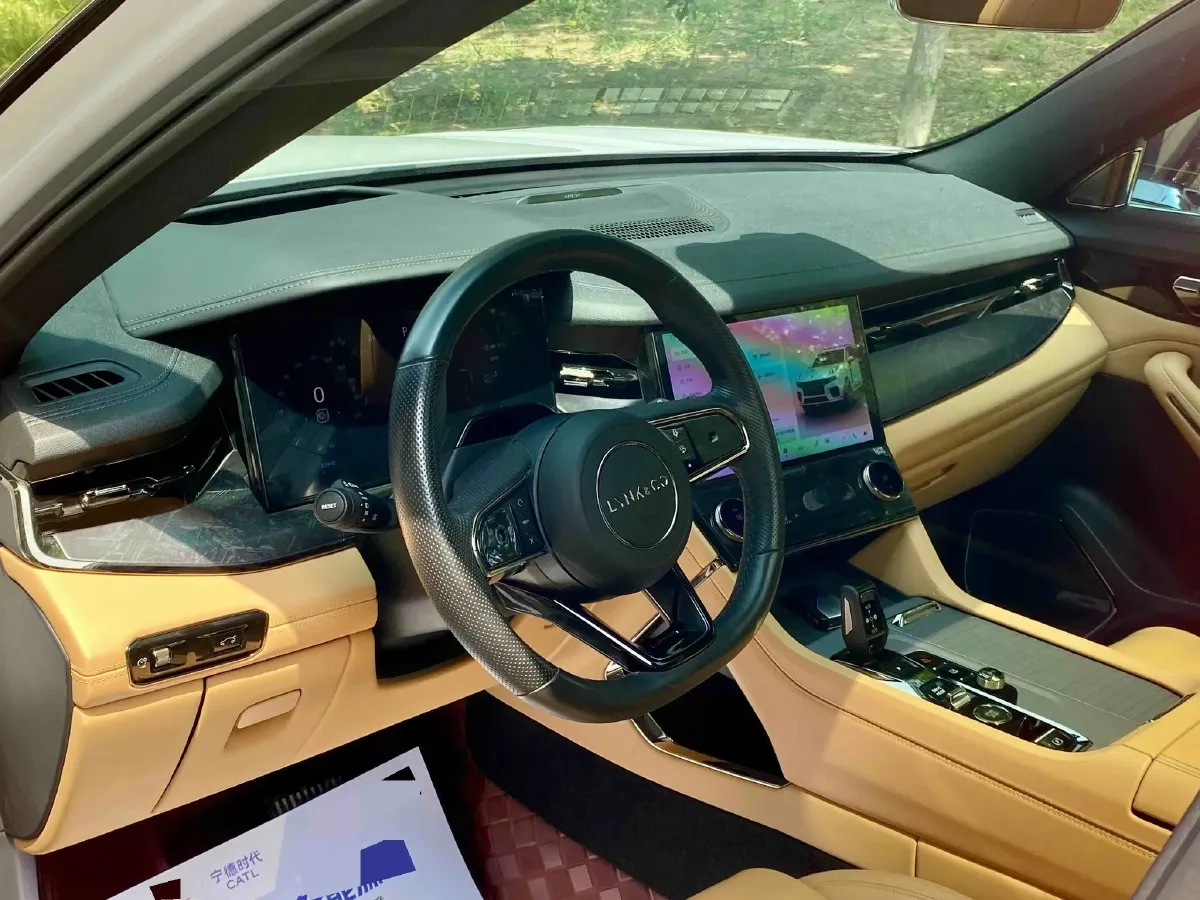 2021 Kia Carnival 2.0T 233HP L4 8AT,autocango,china used car exporter,china ev exporter,chinese used car exporter,chinese used ev exporter