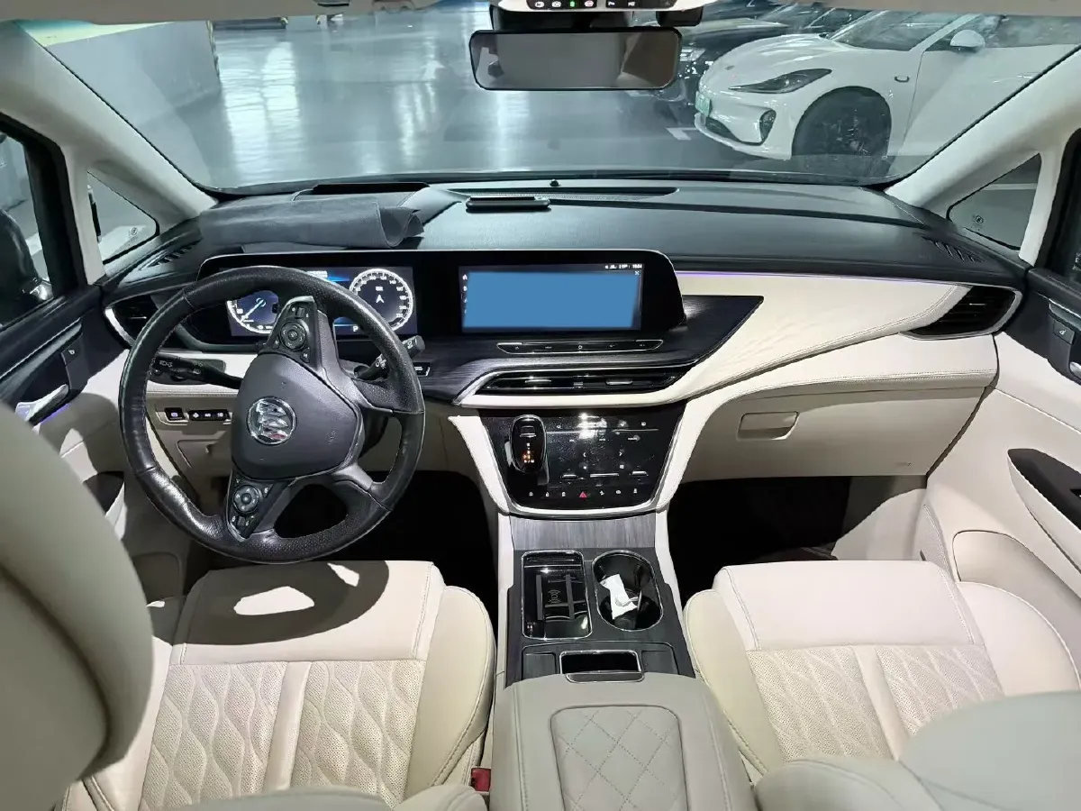 2022 Buick GL8 2.0T 237HP L4 9AT,autocango,china used car exporter,china ev exporter,chinese used car exporter,chinese used ev exporter