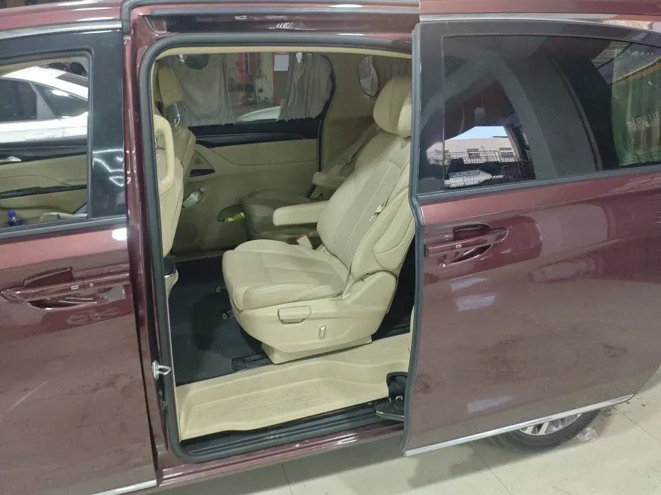 2023 Buick GL8 2.0T 237HP L4 9AT,autocango,china used car exporter,china ev exporter,chinese used car exporter,chinese used ev exporter