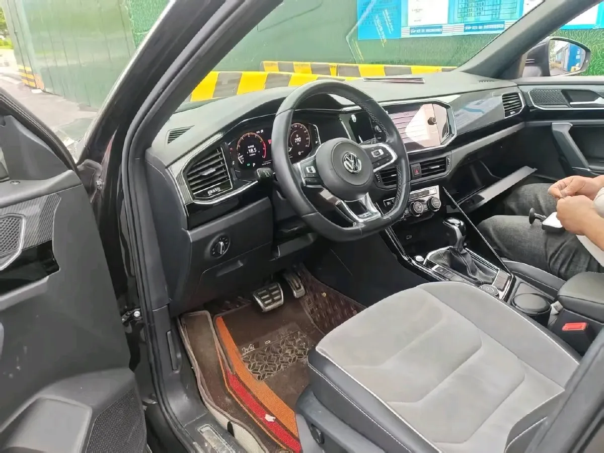 2019 Mercedes-Benz GLA Class 1.6T 156HP L4 7DCT,autocango,china used car exporter,china ev exporter,chinese used car exporter,chinese used ev exporter