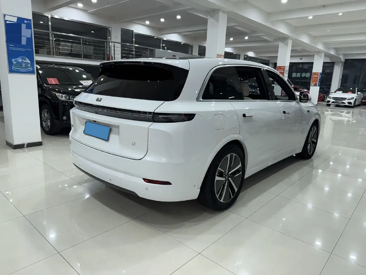 2024 Li L7 Range Extended 154HP REEV 42.8KWH,autocango,china used car exporter,china ev exporter,chinese used car exporter,chinese used ev exporter