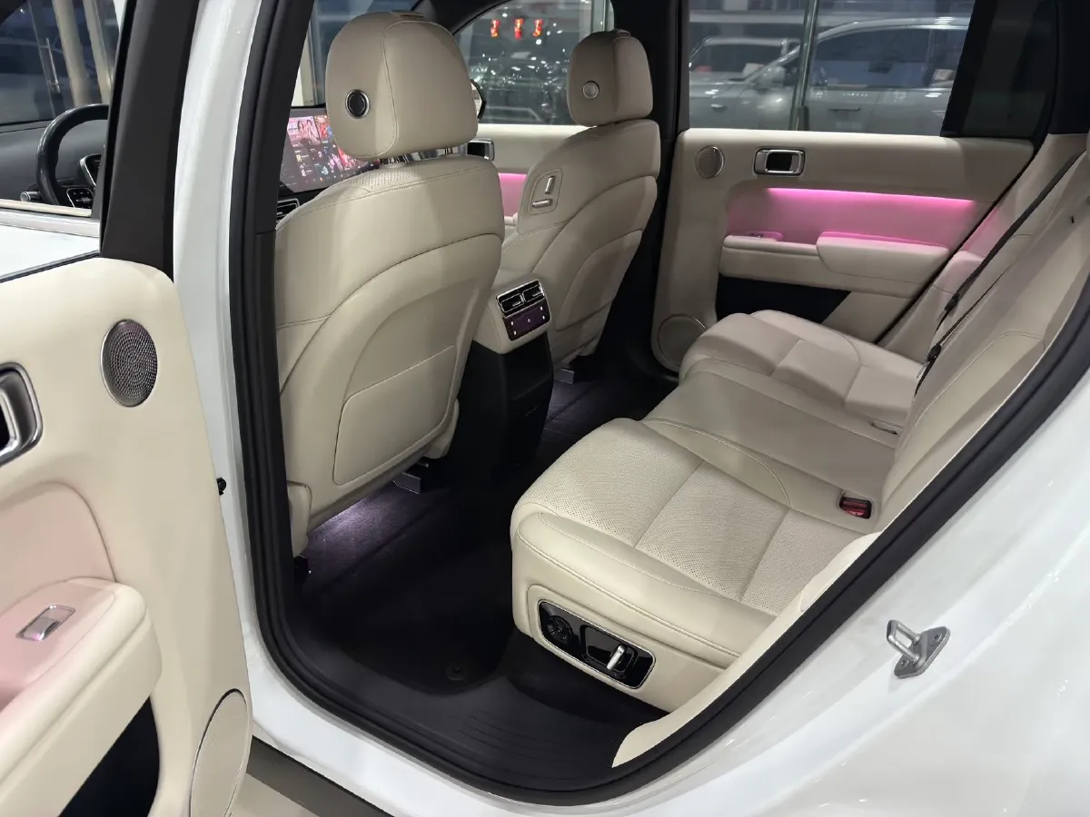 2024 Li L7 Range Extended 154HP REEV 42.8KWH,autocango,china used car exporter,china ev exporter,chinese used car exporter,chinese used ev exporter